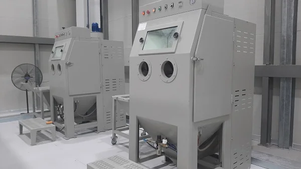 Thiết bị phun cát